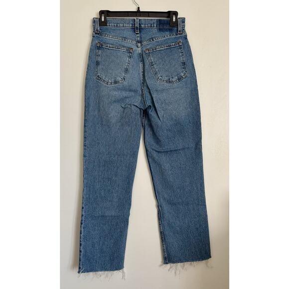 Mid Wash Abercrombie The 90s Straight Ultra High Rise 27/4 - Picture 6 of 8